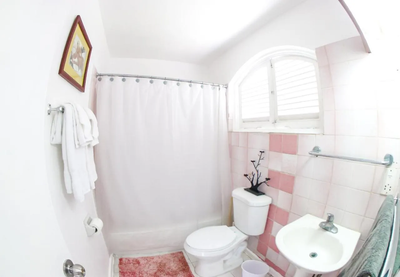 *** Hotel Fisherman Point Beach Resort Ocho Rios Jamaica
