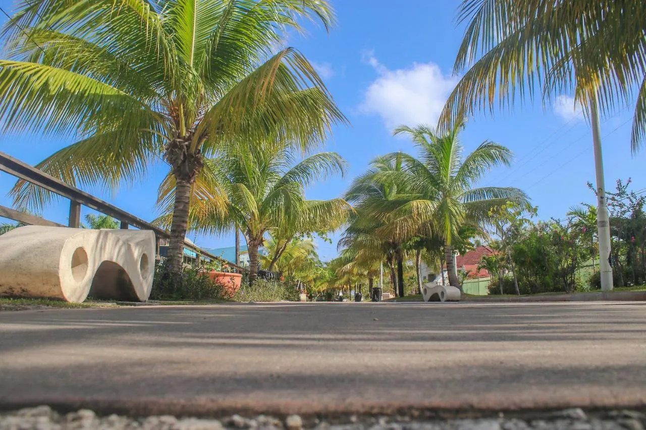 Fisherman Point Beach Resort Ocho Rios